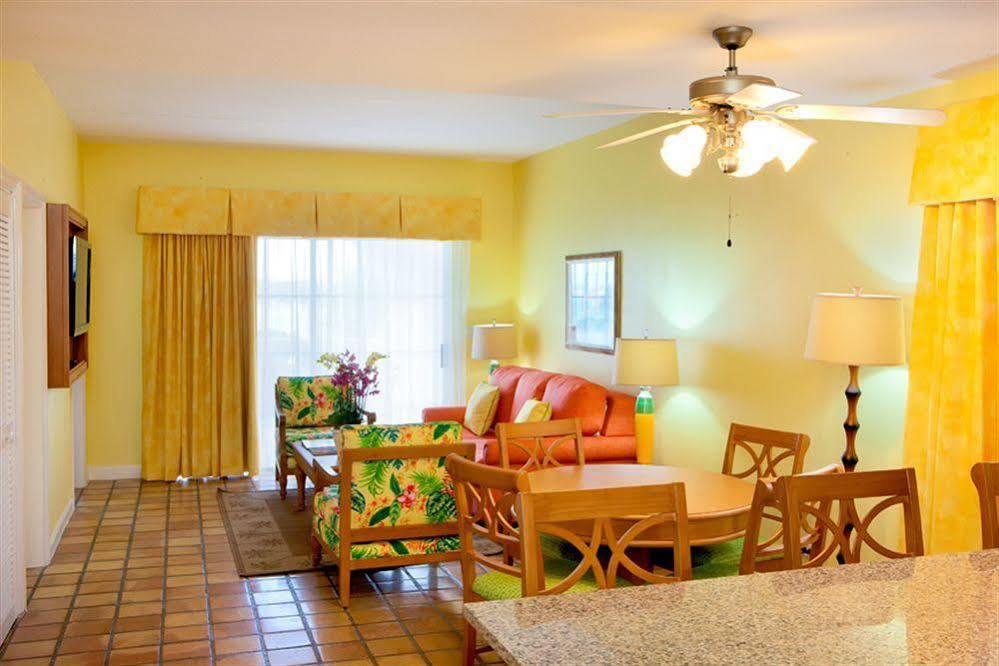 Resort Paradise Harbour Club & Marina