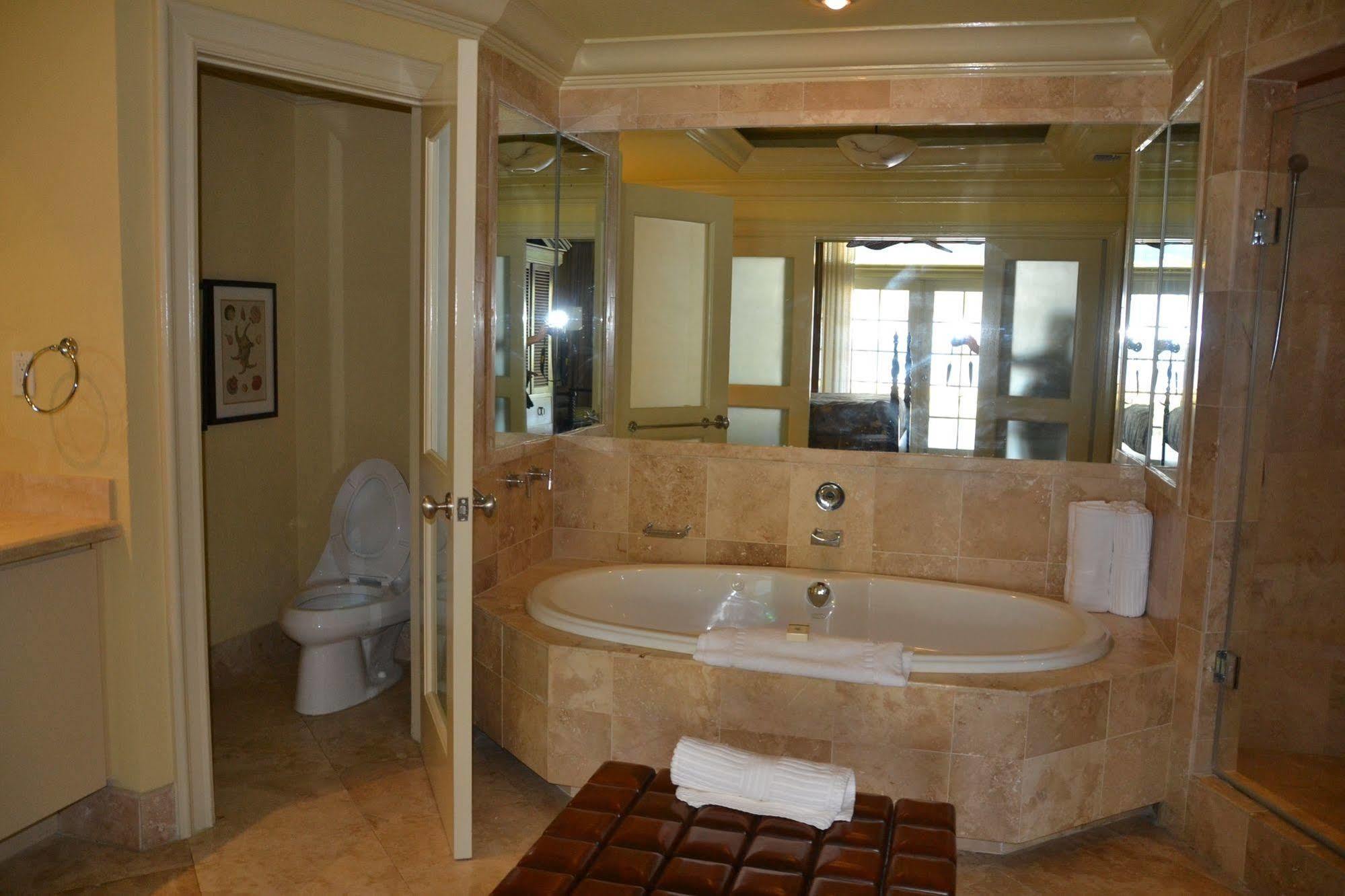 Resort Old Bahama Bay & Yacht Harbour 4*