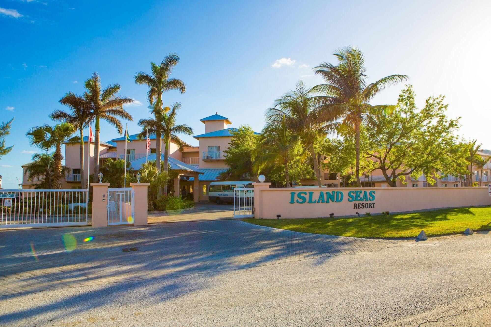 Resort Island Seas 3*
