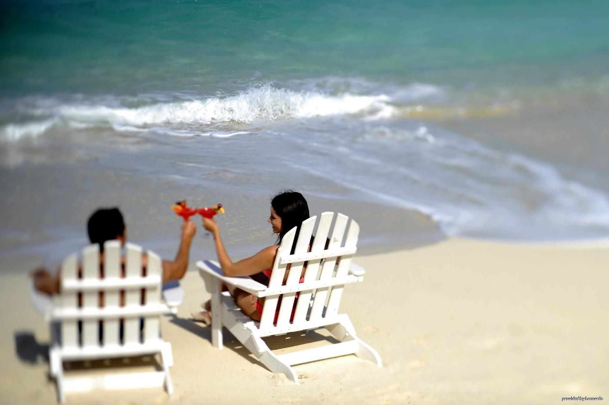 Bay View Paradise Island 3*