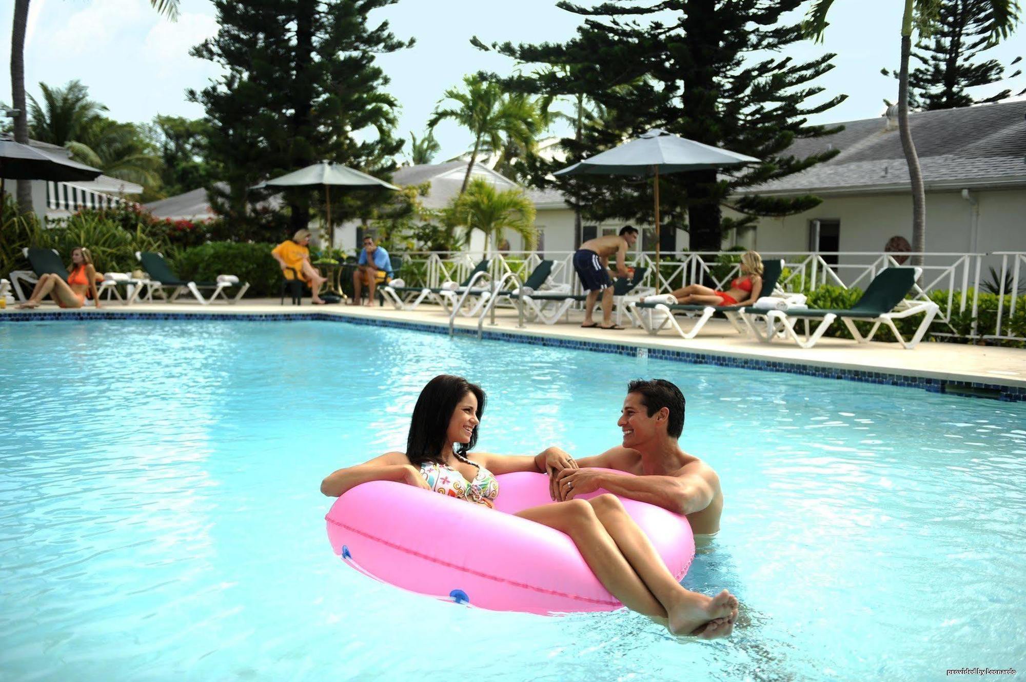 Bay View Paradise Island 3* Nassau