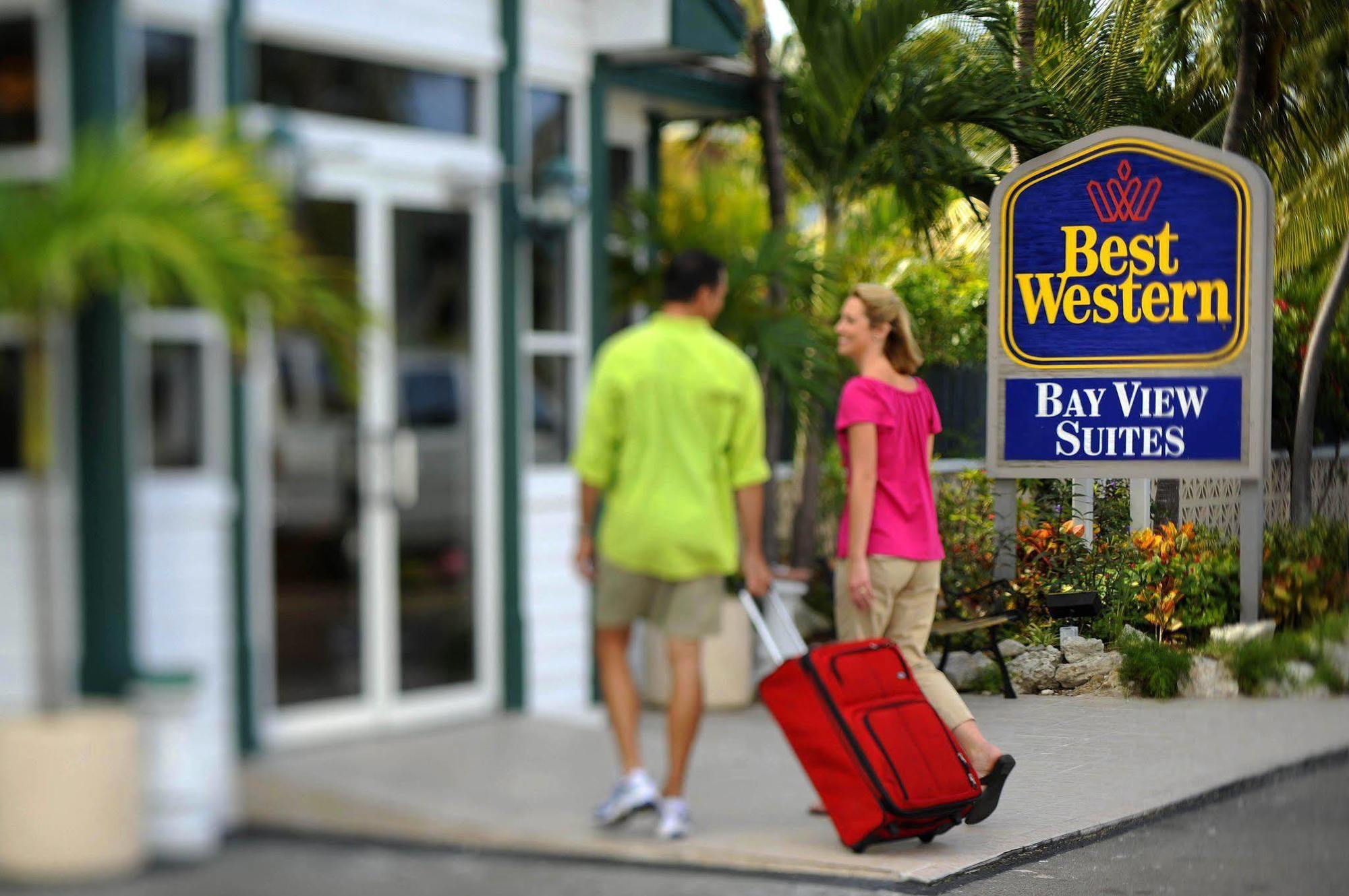 Bay View Paradise Island Resort 3*