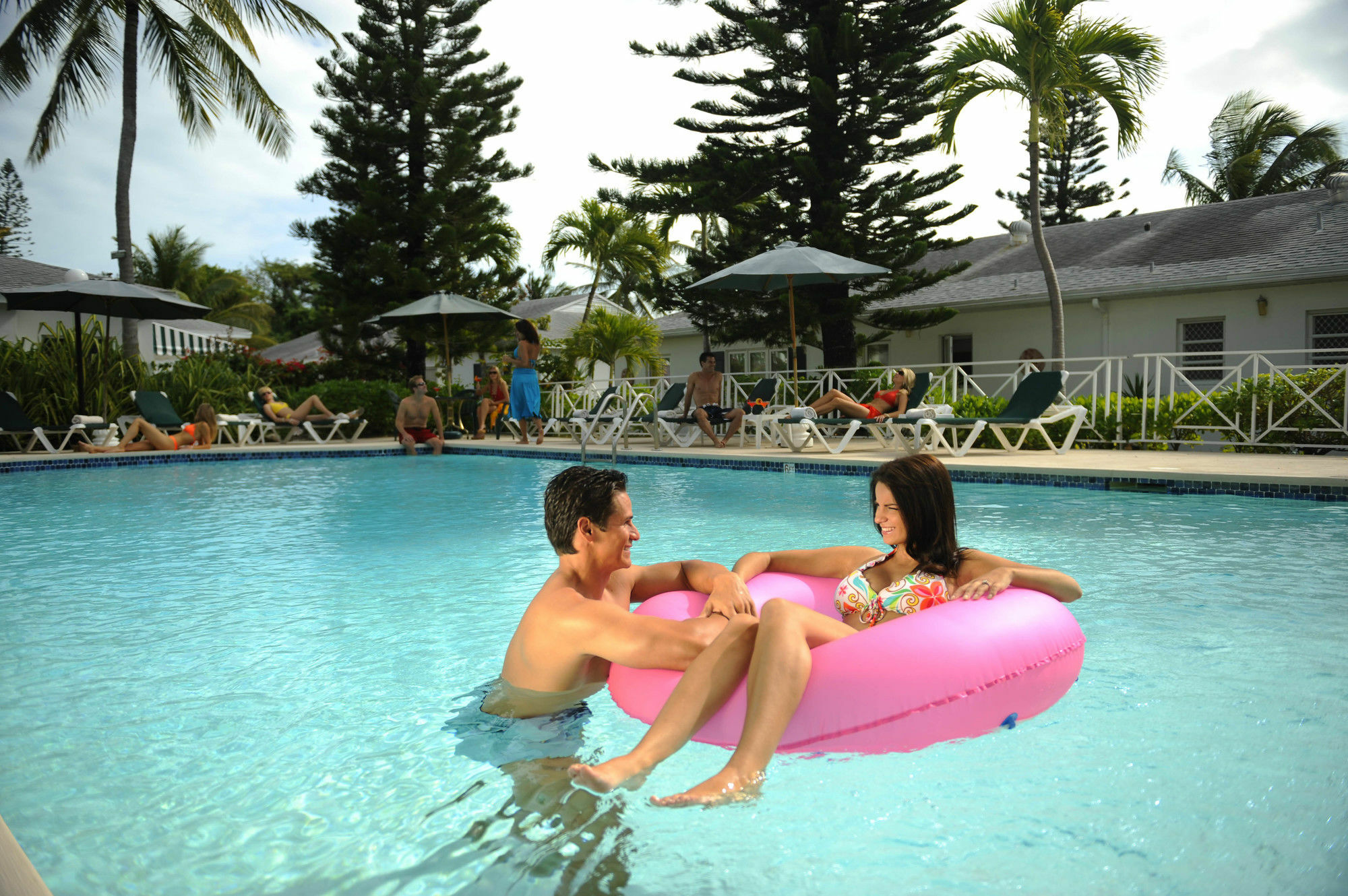 Bay View Paradise Island 3*
