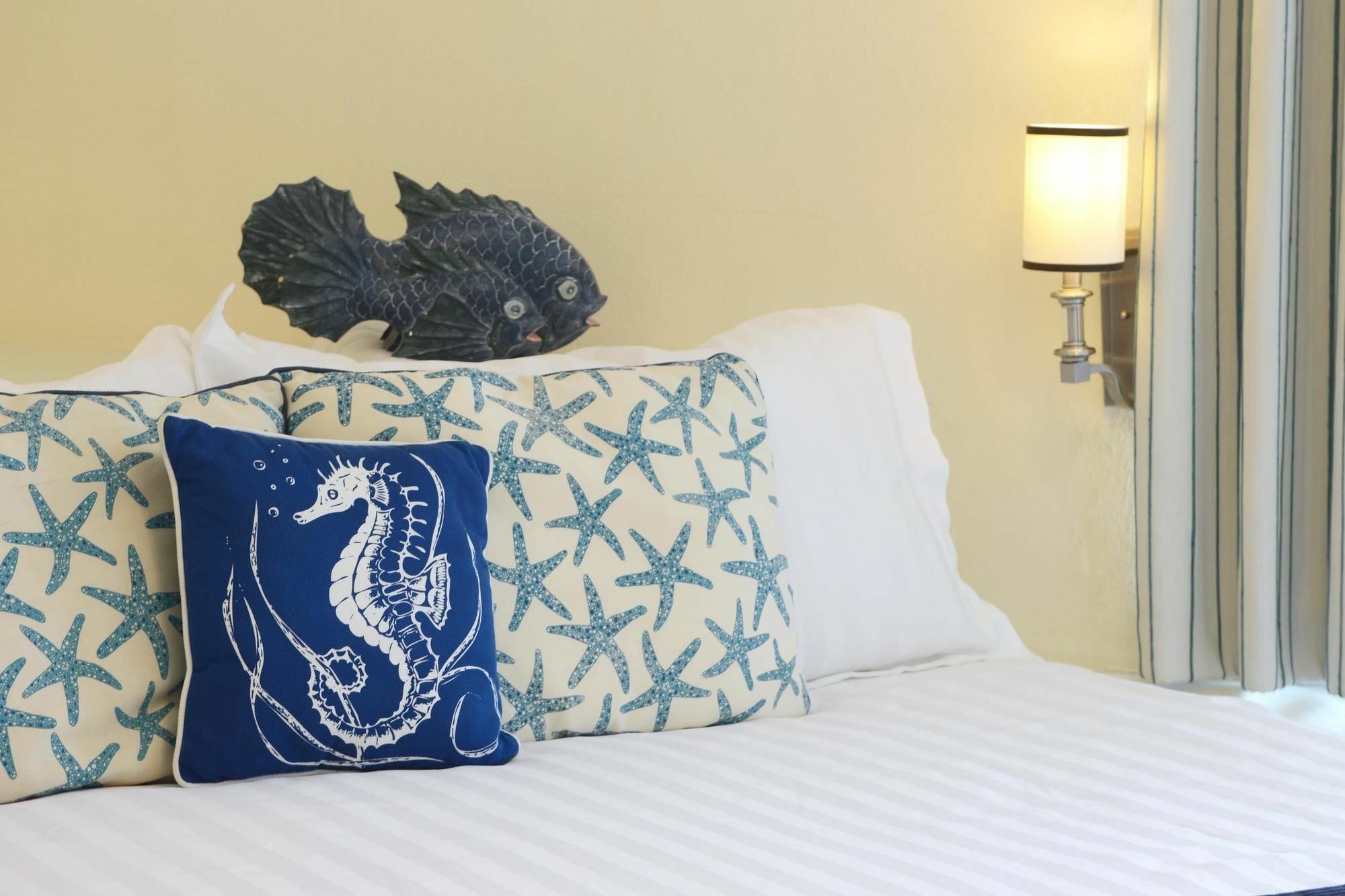 Resort Sandyport 4*