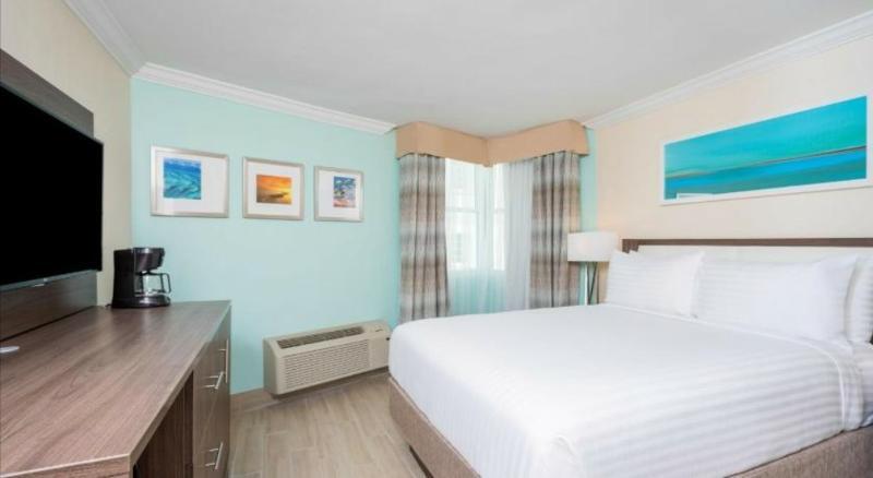 Express & By Ihg 3*
