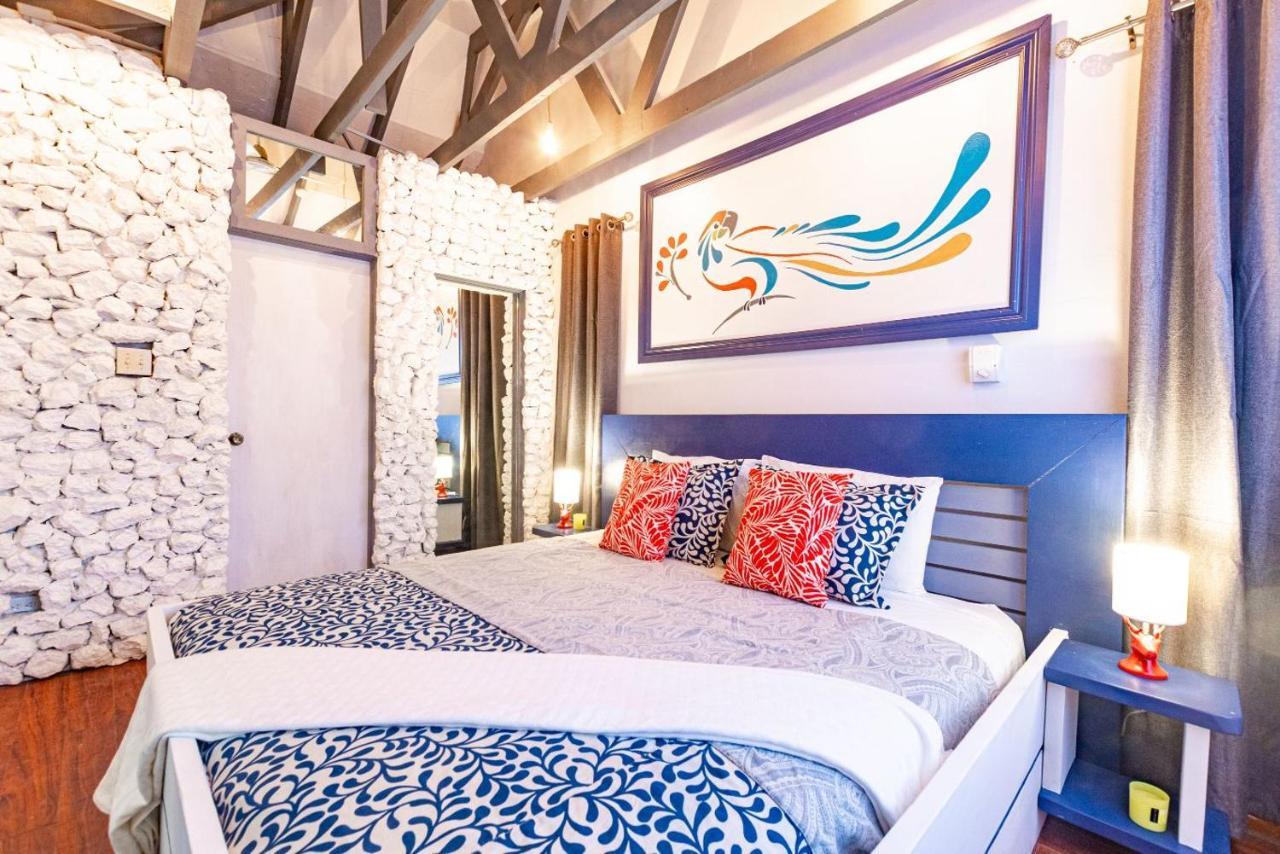 Viking Hill Oceanfront & Apartment Nassau