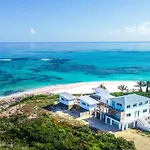 Mika\'S Resort