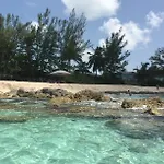 Bimini Seaside Villas - Green Cottage With Bay/Marina View