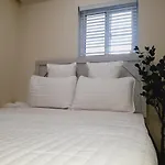 Mcgregor House - Villa By The Bay
