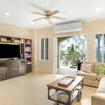 Homestay With Beach Access Near Airport