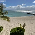 White House - Exclusive Luxury Beachfront Villa - Private White Sand Beach