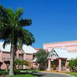 Comfort Suites Paradise Island