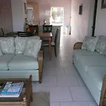 Cottage Cut Villas