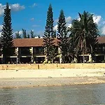 Mayfield Beach & Tennis Club