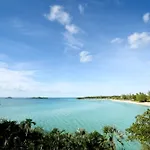 Island Seaside Suites
