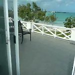 Cottage Cut Villas