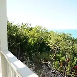 Island Seaside Suites
