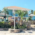 Two Turtles Inn