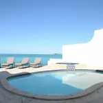 Caprice 9 Cable Beach Design Villa