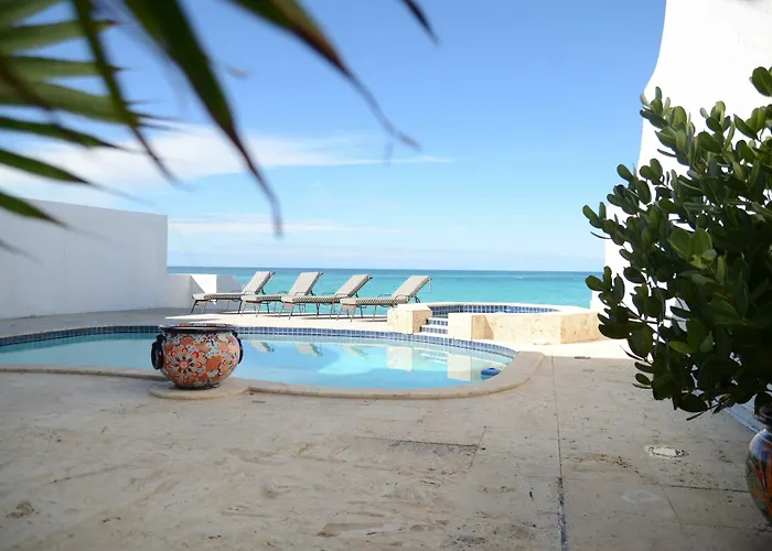 Caprice 9 Cable Beach Design Villa