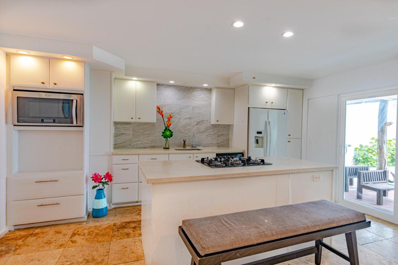 Caprice 14 - Oceanfront - Gated Community With Pool