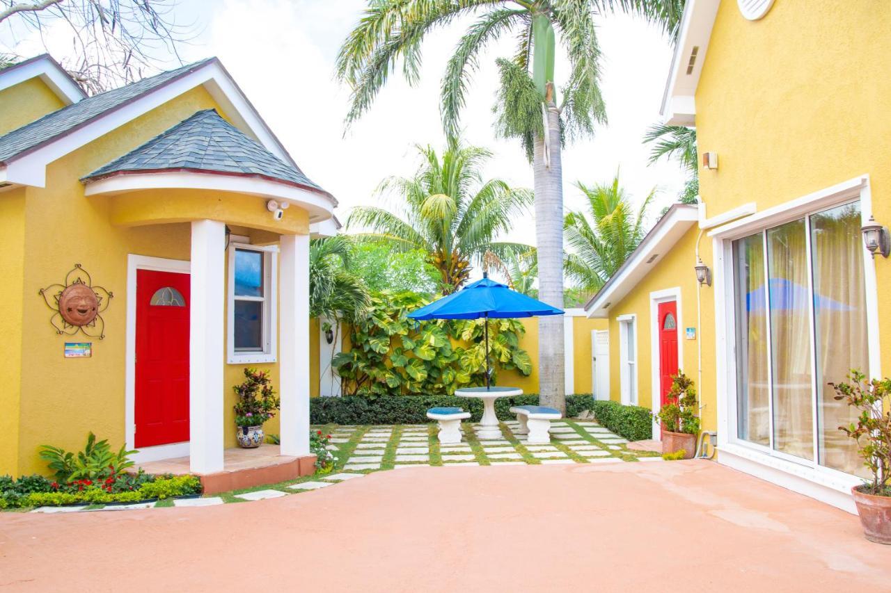 Brownstone Apartment Nassau