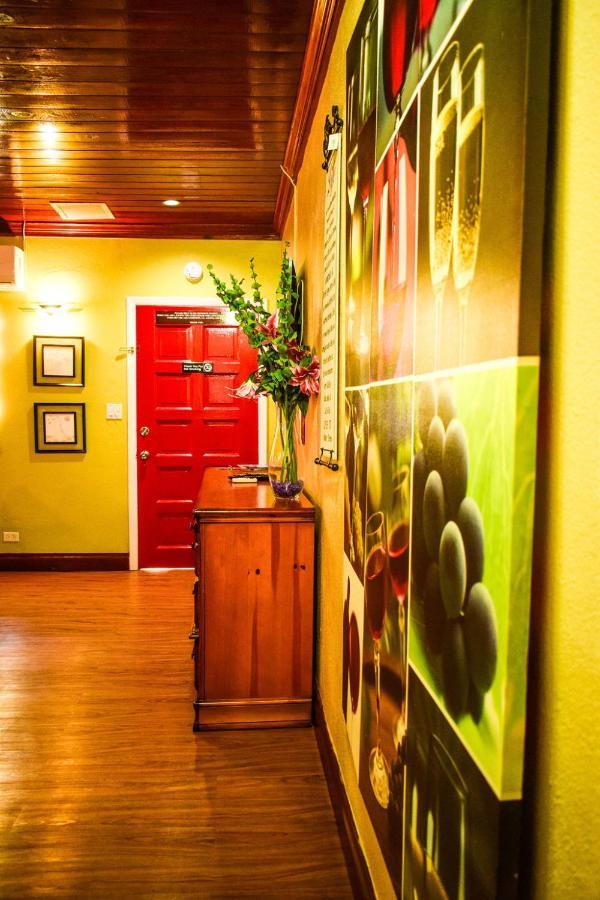 Apartment Brownstone Nassau