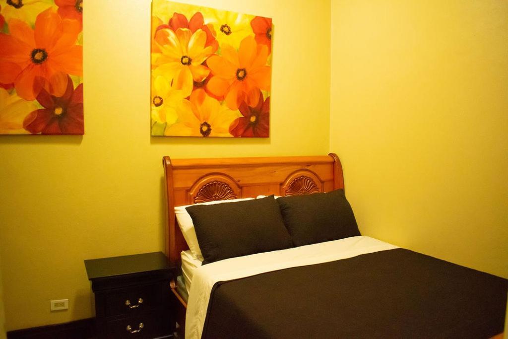 Brownstone Apartment Nassau