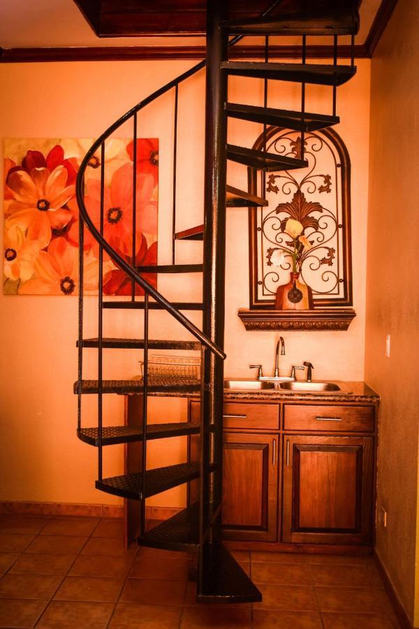 Brownstone *