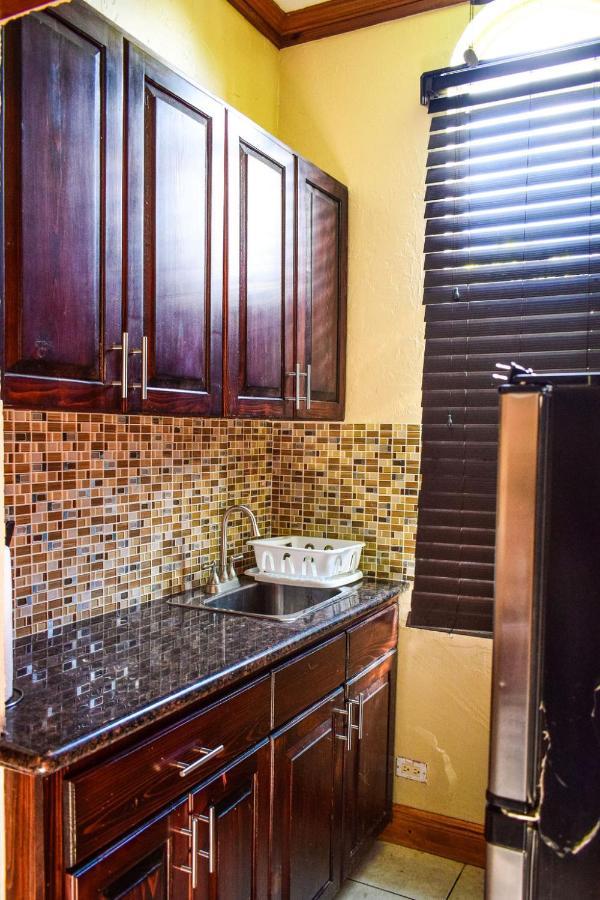 Brownstone *