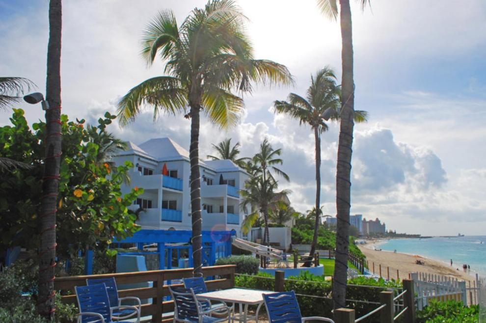 Deluxe Ocean View - Just Steps From White Beaches *