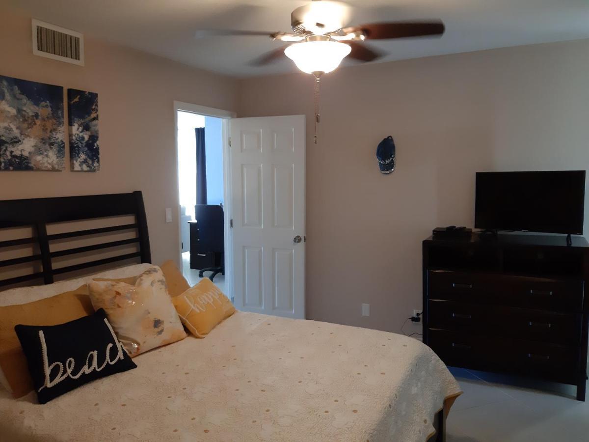 The Lookout At Coral Beach Apartment Freeport