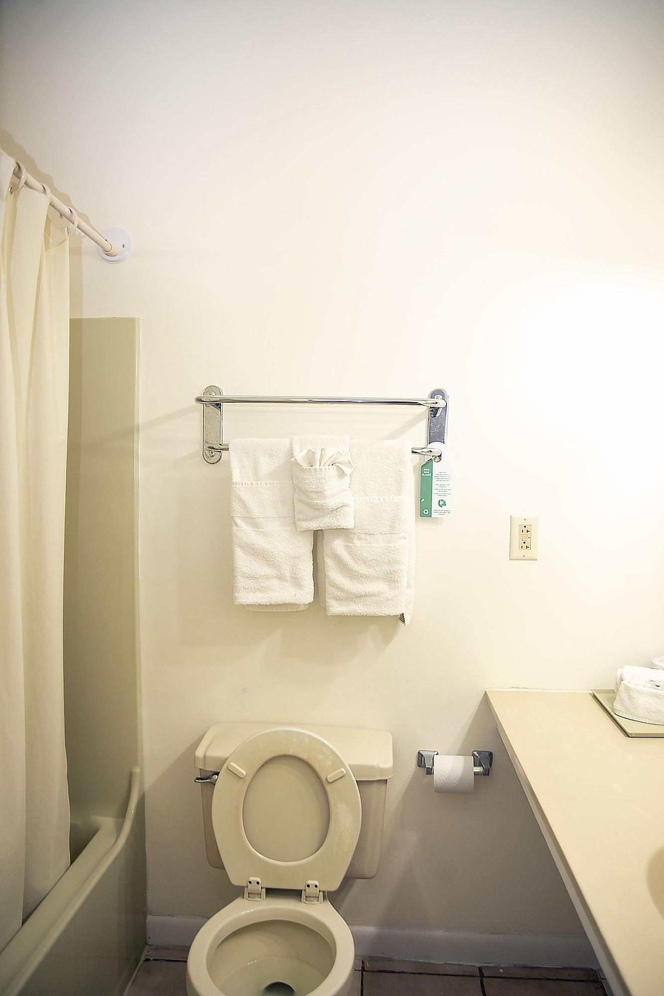 Inn Orange Hill 3*