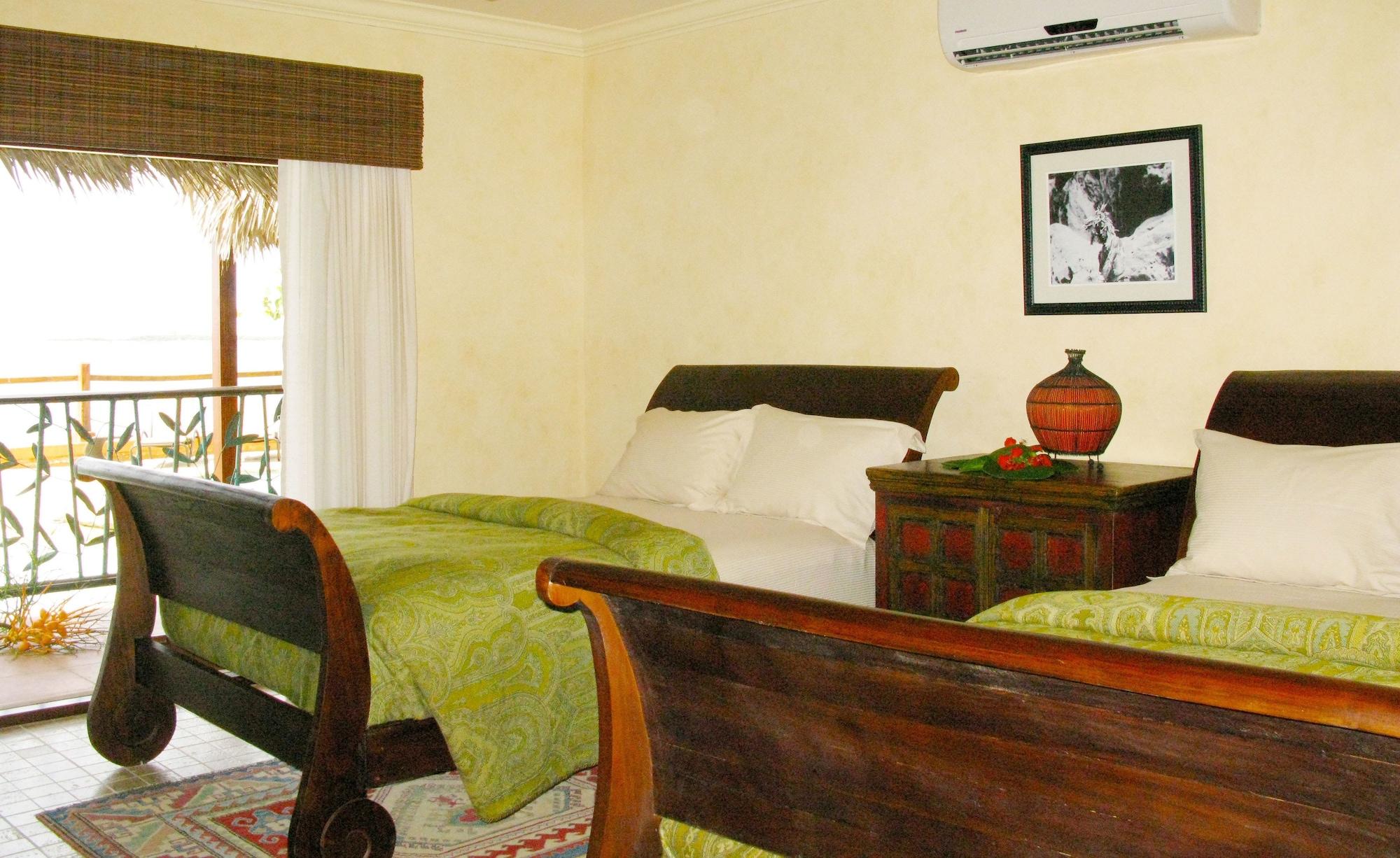 Marley & Hotel 4*
