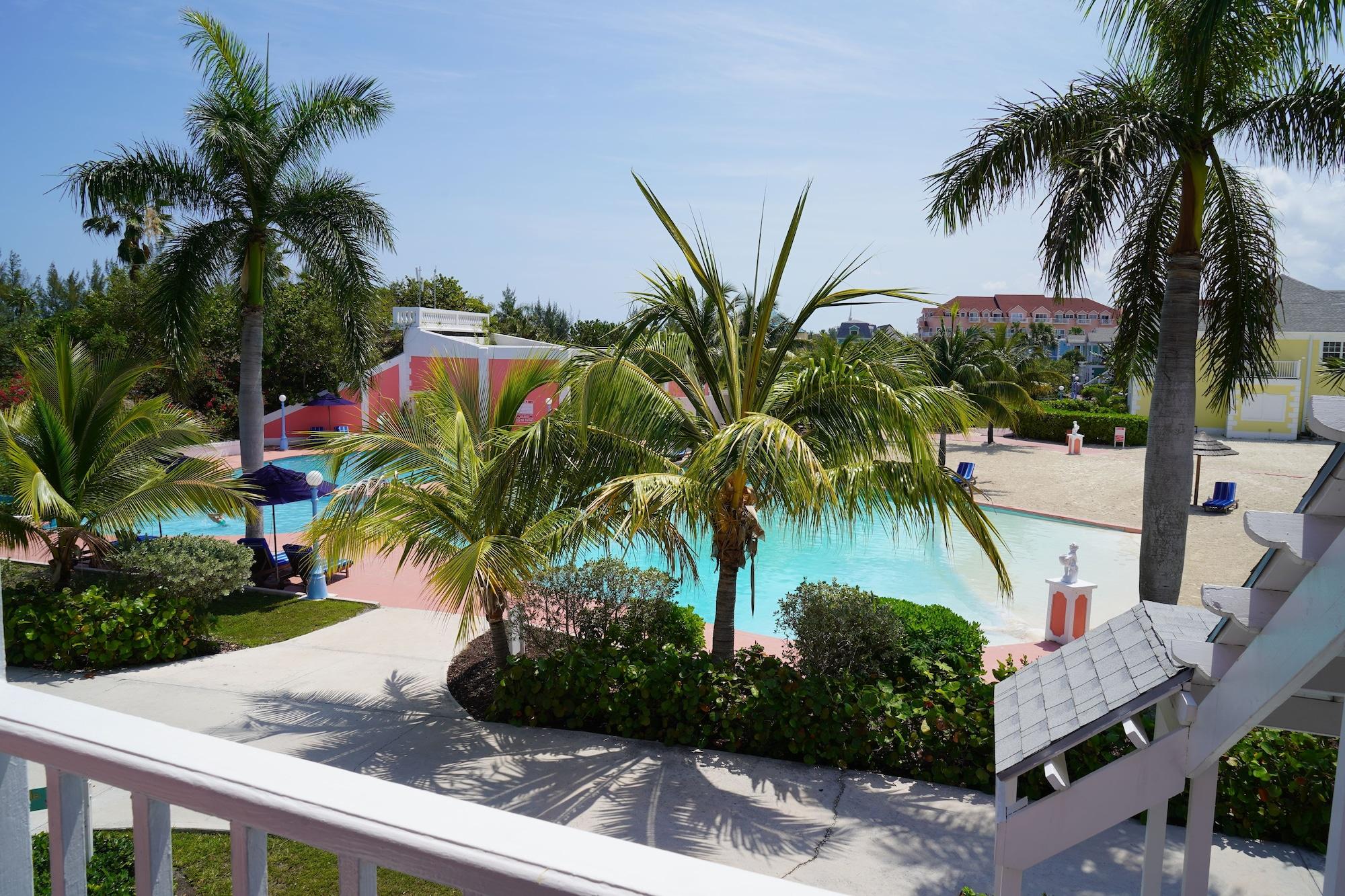 Resort Sandyport Nassau