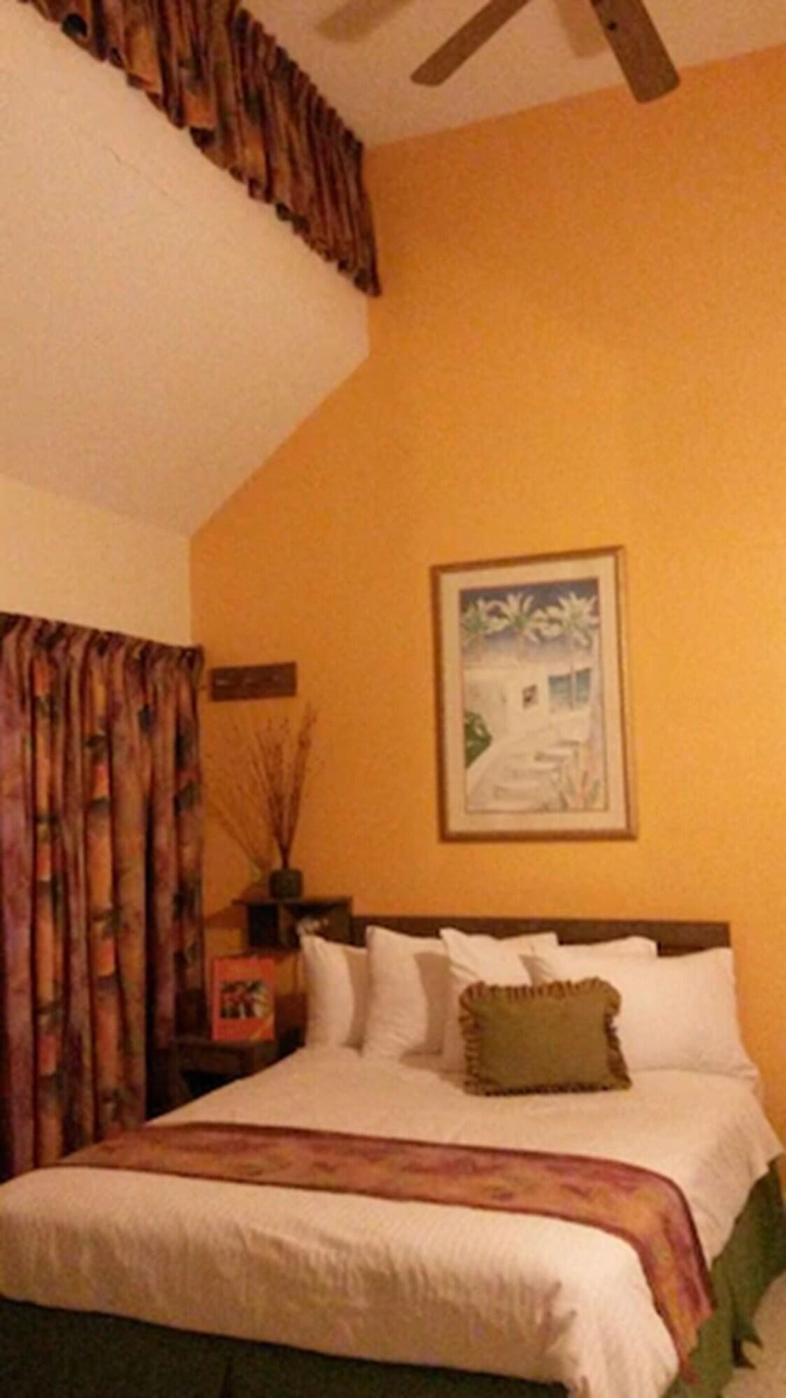 Coco Plum Bahamas Hotel 2*