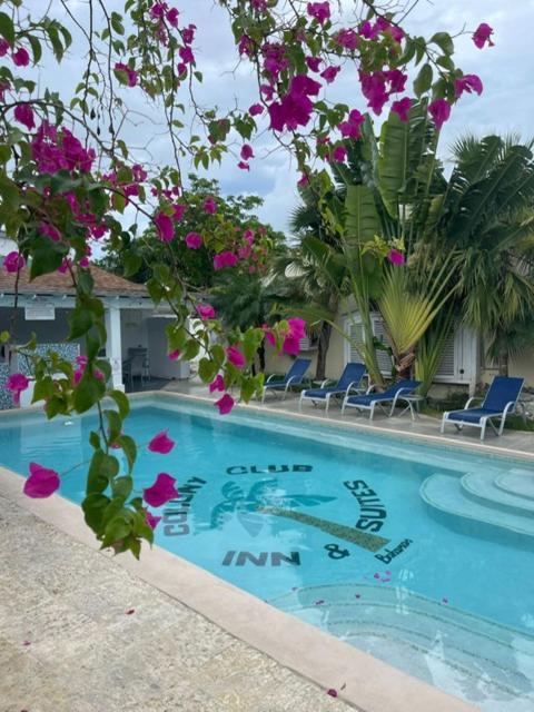 Colony Club & 3* Nassau