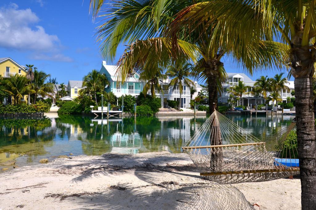 Sandyport Resort 4*