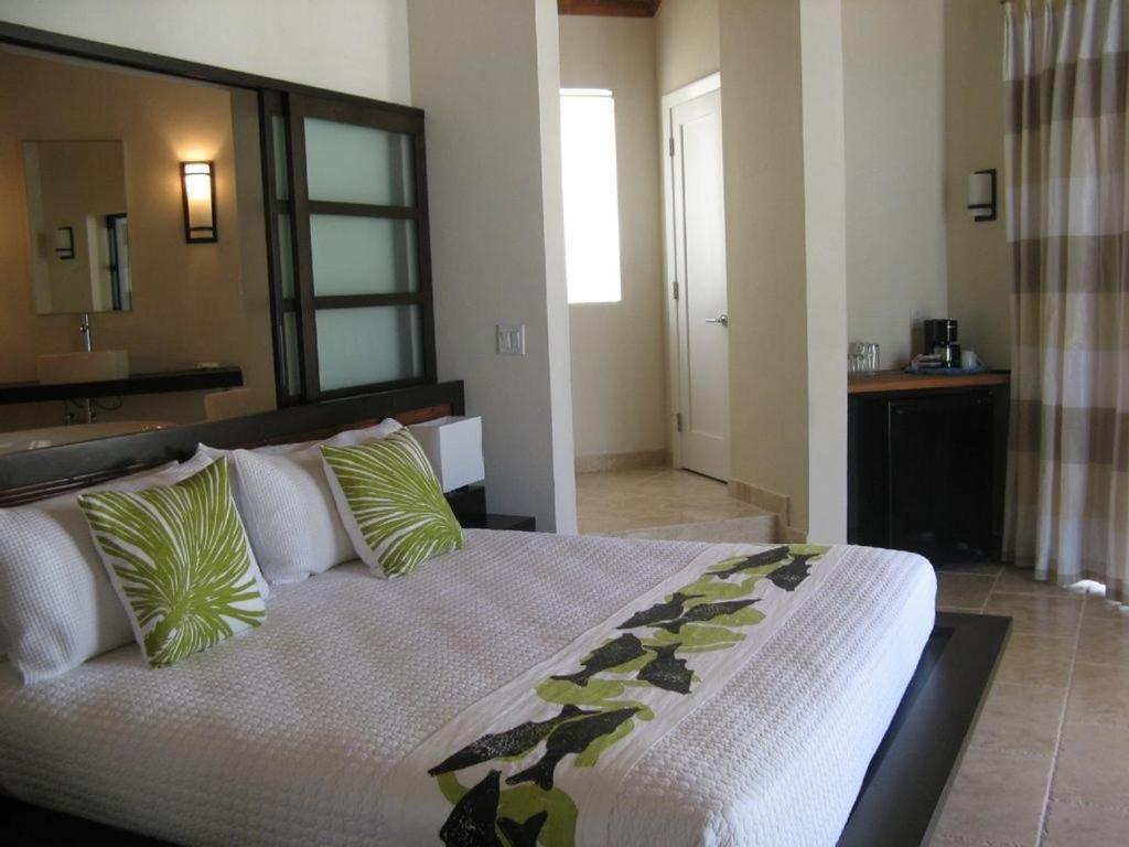 Sky Beach Club Bungalow Cabin *