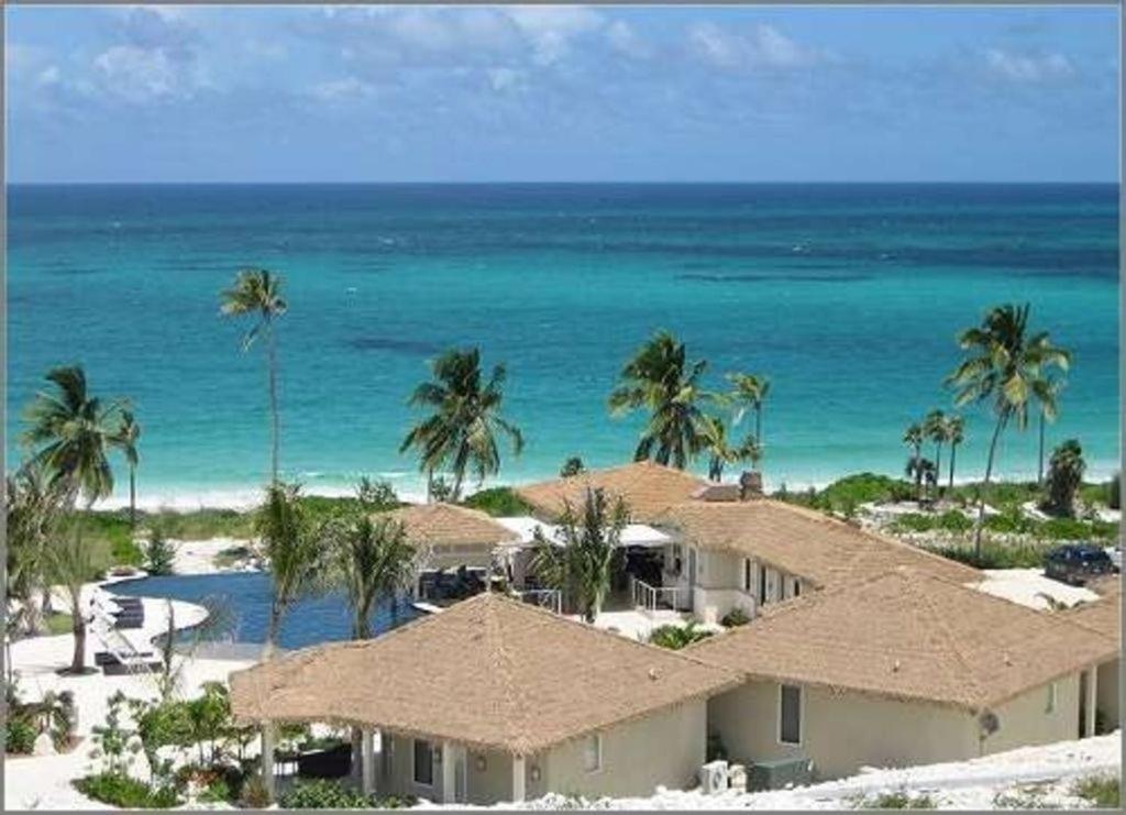 Sky Beach Club Bungalow Cabin