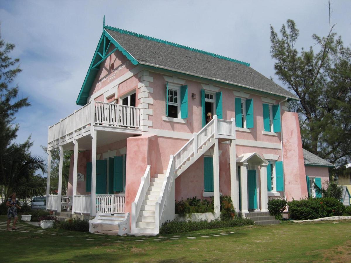 Sky Beach Club Bungalow Cabin