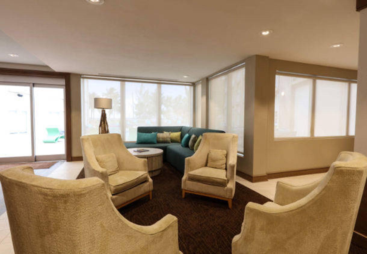 Courtyard By Marriott Downtown/junkanoo