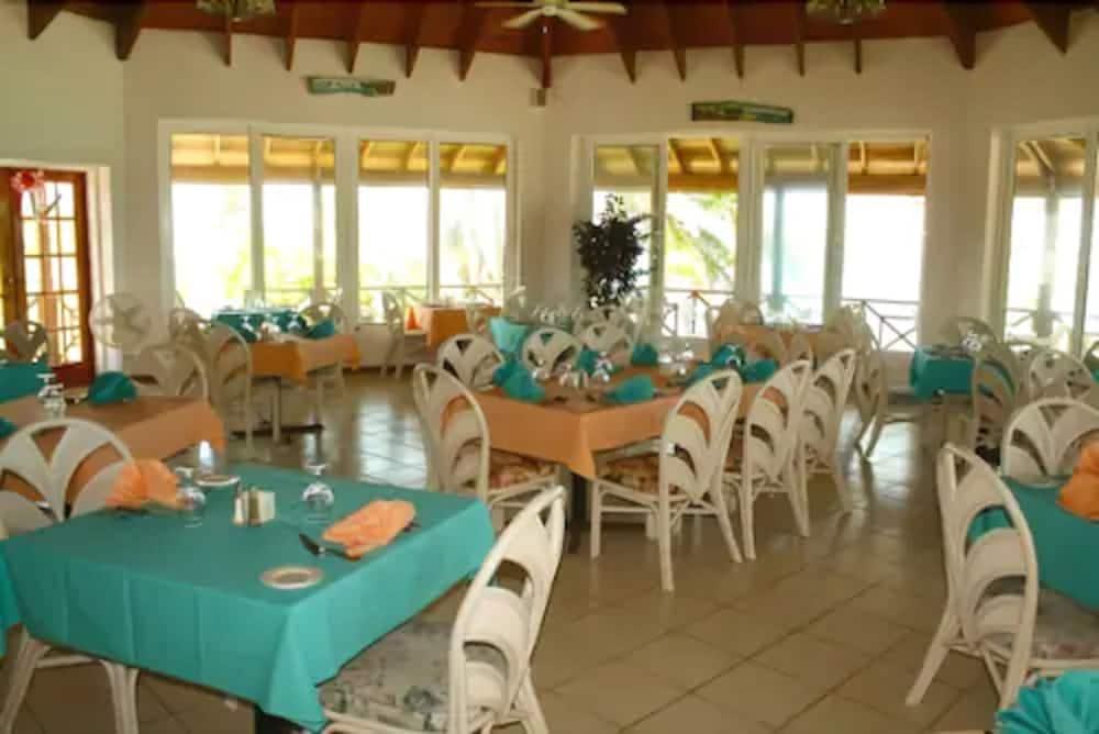 Unique Village Resort Palmetto Point