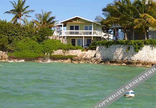Hotel Wheel House Downstairs By Living Easy Abaco 3*