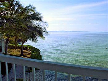 Wheel House Downstairs By Living Easy Abaco Hotel Marsh Harbour