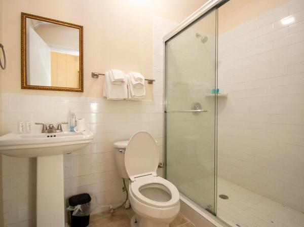 Hotel St Francis George Town