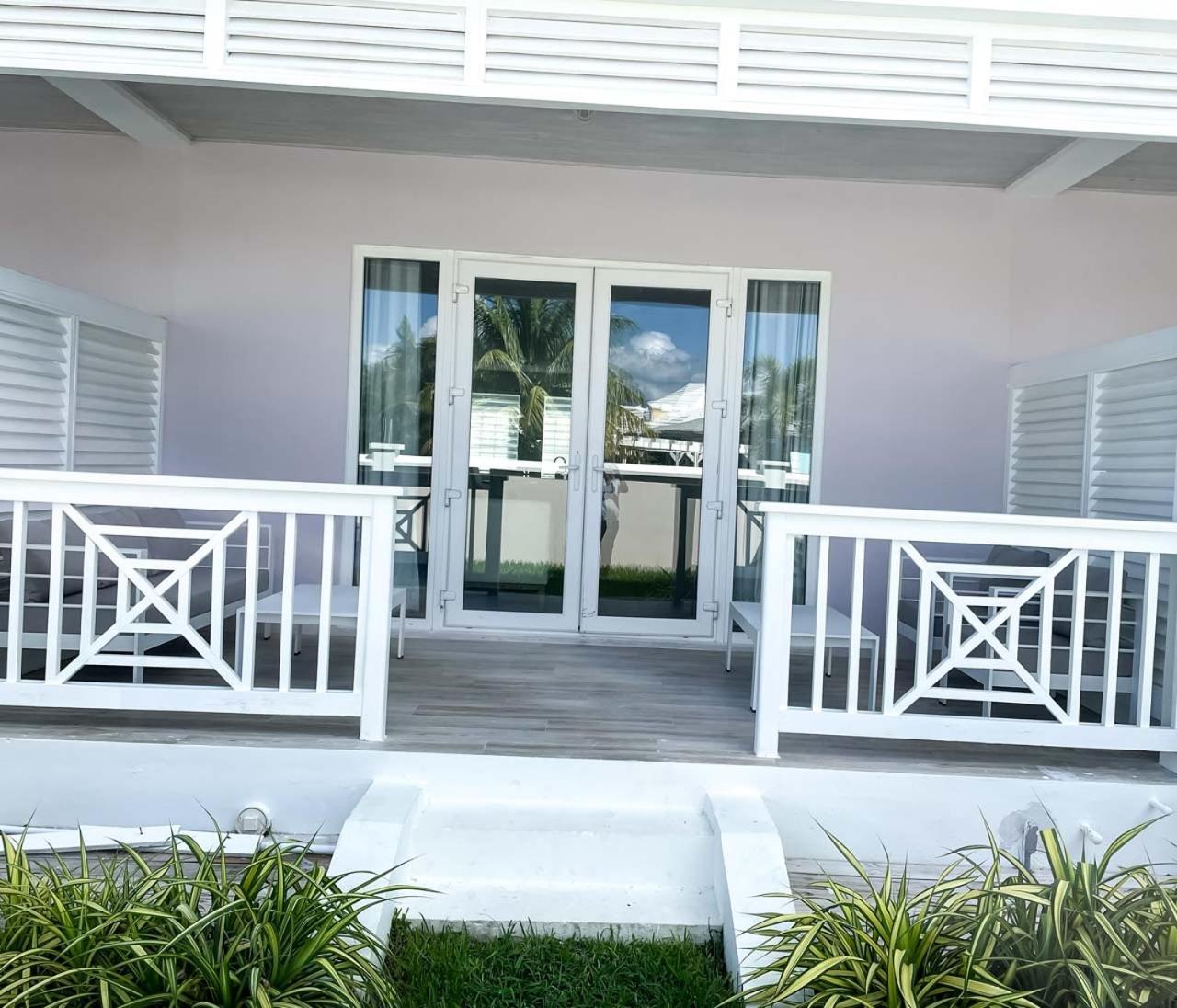 Palm Cay Marina And Resort *