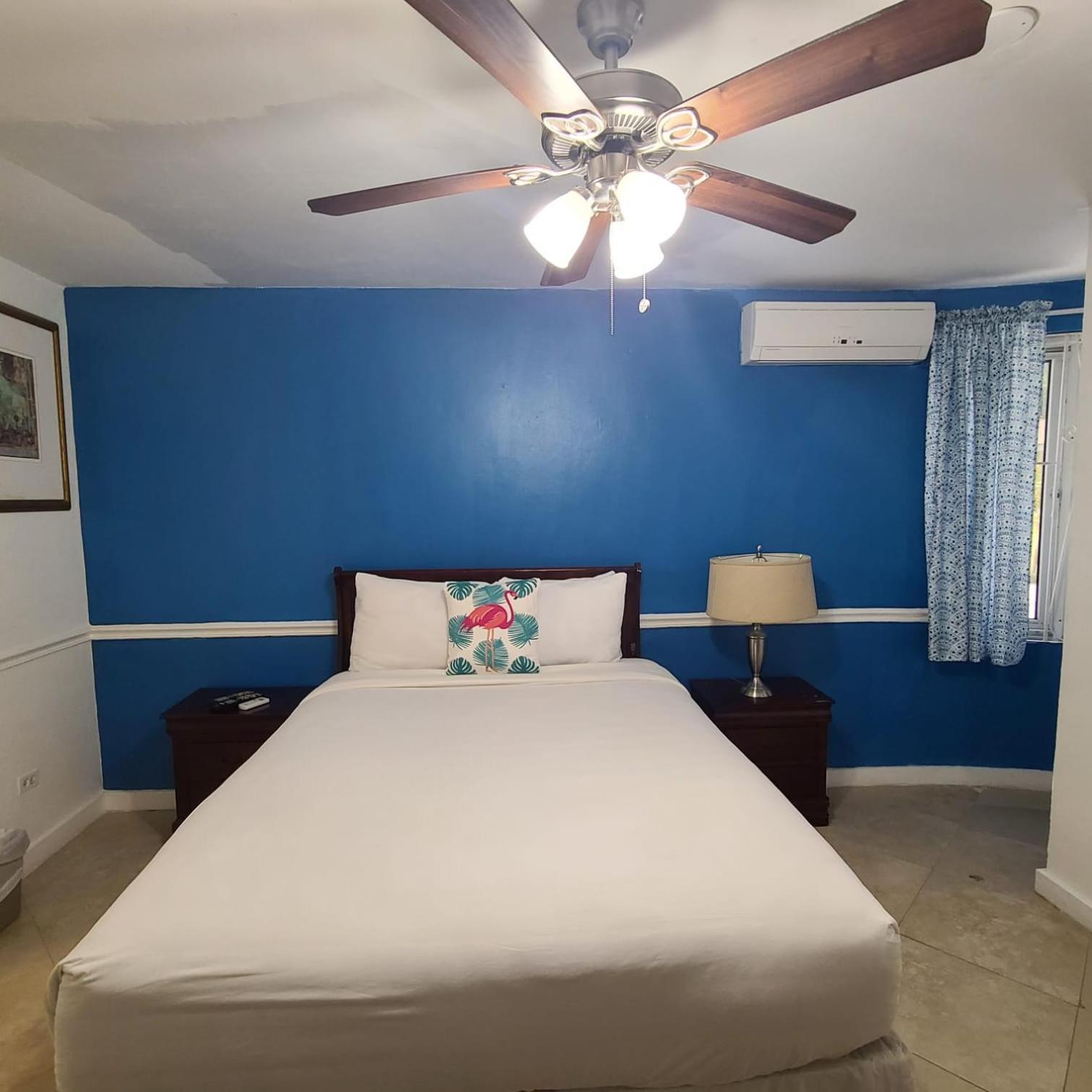 Golden Palms House 3* Nassau
