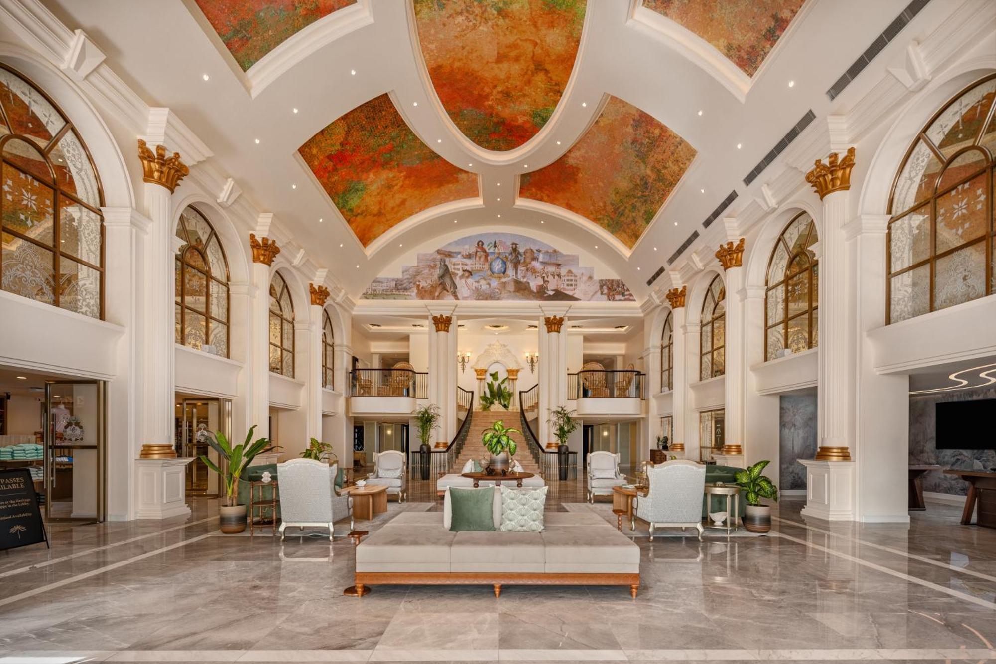 British Colonial 4*