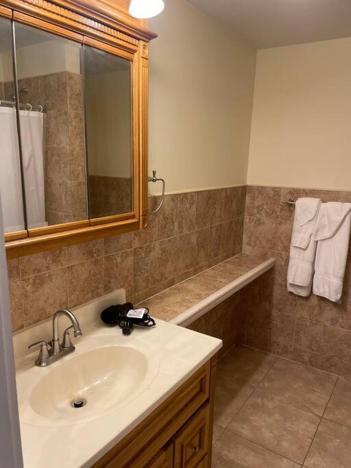 12 South Harbor View *